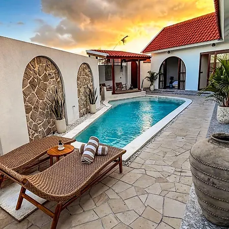 Sandrina Villa By Aroha Holiday Homes
